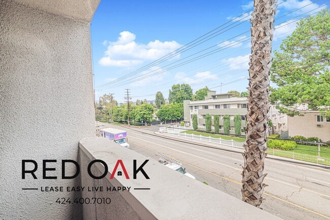 Photo - 4651 Cahuenga Blvd Unit 209