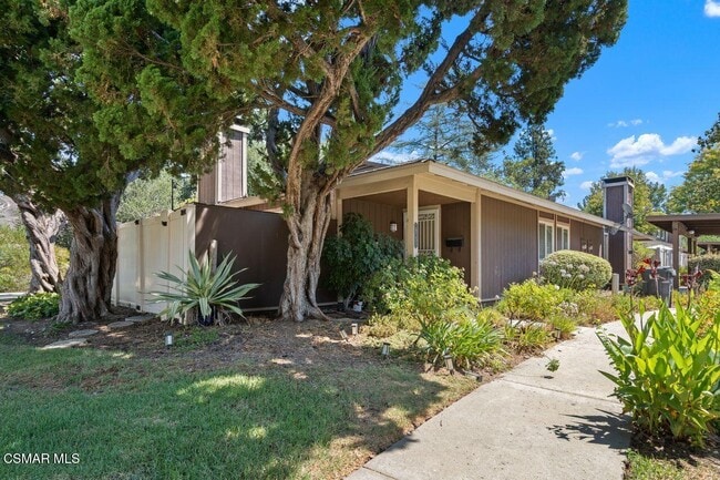 Building Photo - 28551 Conejo View Dr Rental