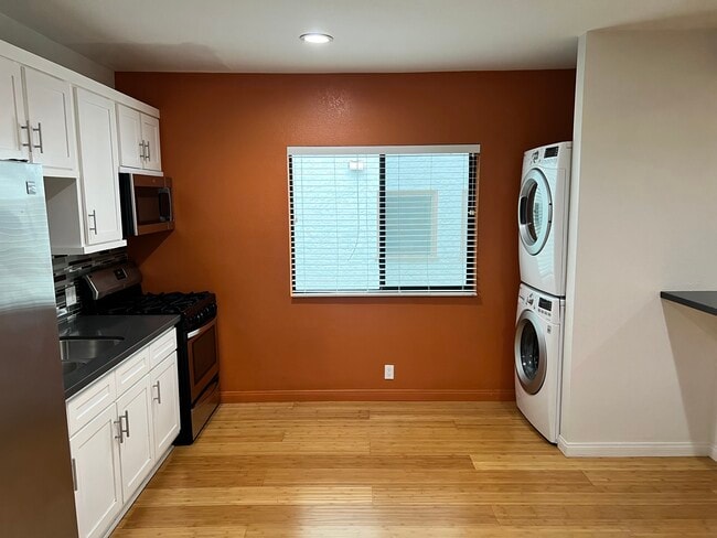 Photo - 453 S Chicago St Unit 453 1/2