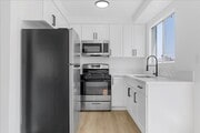 Photo - 1441 S Hayworth Ave Apartment Unit 05