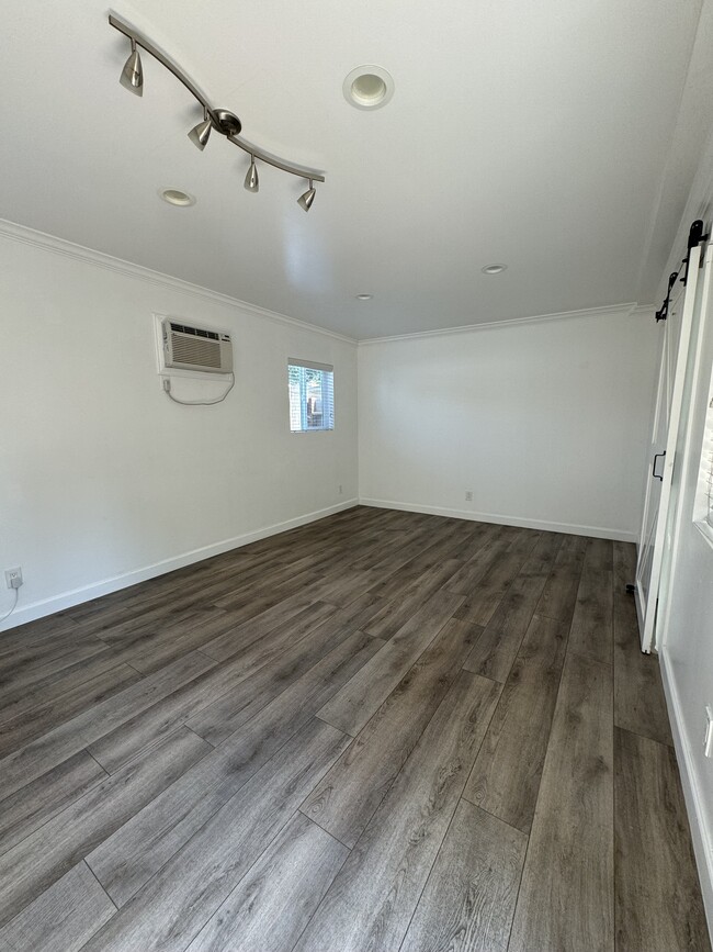Photo - 236 E Neece St Unit ADU