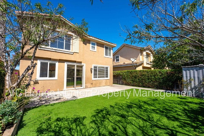 Photo - 4 Bedroom 2.5 Bath in Oxnard