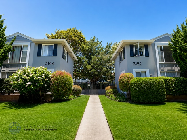 Photo - 3144-3152 S. Barrington Ave.
