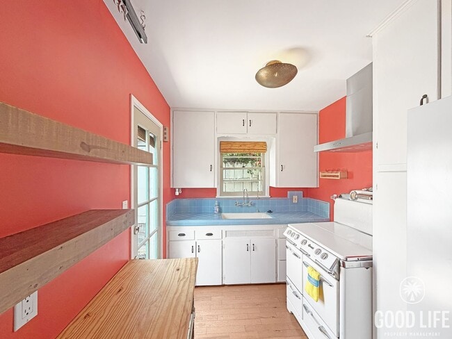 Building Photo - Marlborough Dr (Units 4519-4521) Unit 4519