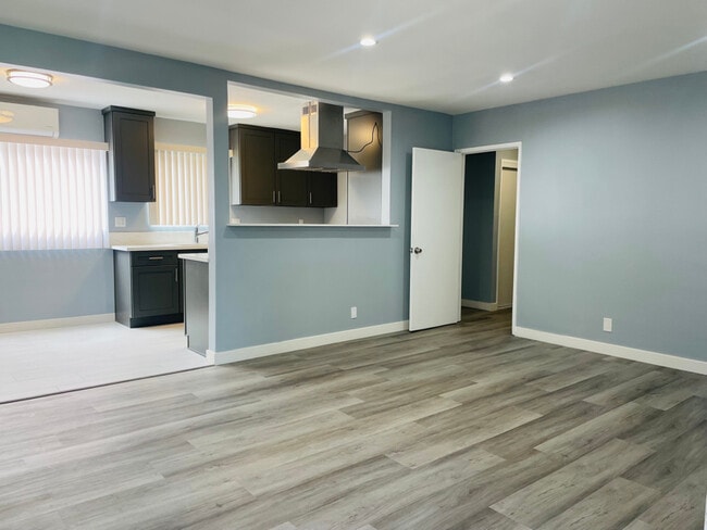 Photo - 720 Silver Lake Blvd Apartment Unit 3
