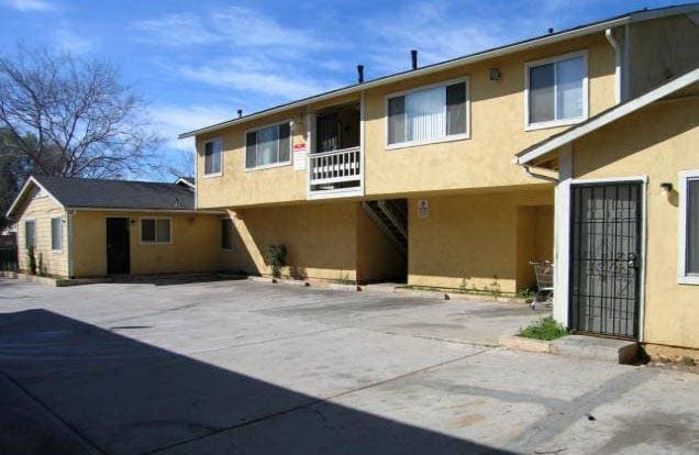 Building Photo - 24745 Webster Ave Unit C