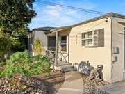 Photo - 367 Hedge Way