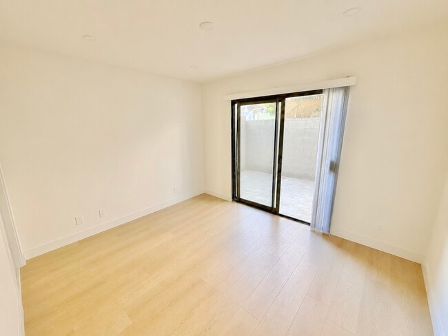 Photo - 1234 21st St