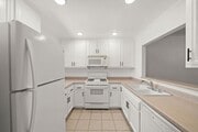Photo - 1145 Roswell Ave