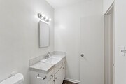 1BR, 1BA - 700SF - Bathroom - The Ponderosa
