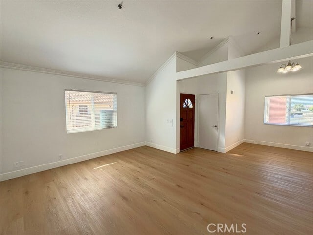 Photo - 729 S Knott Ave