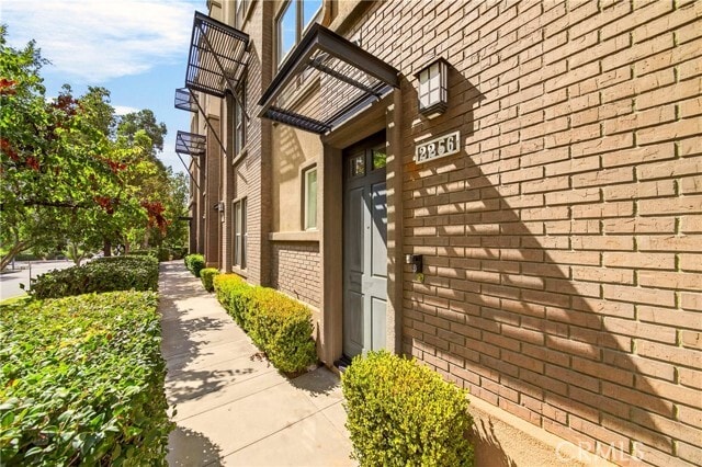 Photo - 2256 Clark Dr