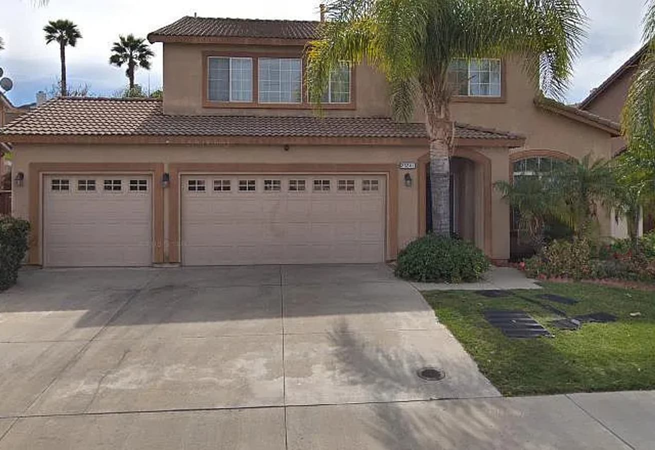 Four Bedroom Three Bathroom Home in Murrieta! - Four Bedroom Three Bathroom Home in Murrieta!