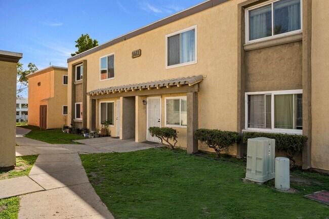 Building Photo - Apartment For sale