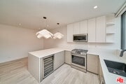 Photo - 145 S Maple Dr Unit 201
