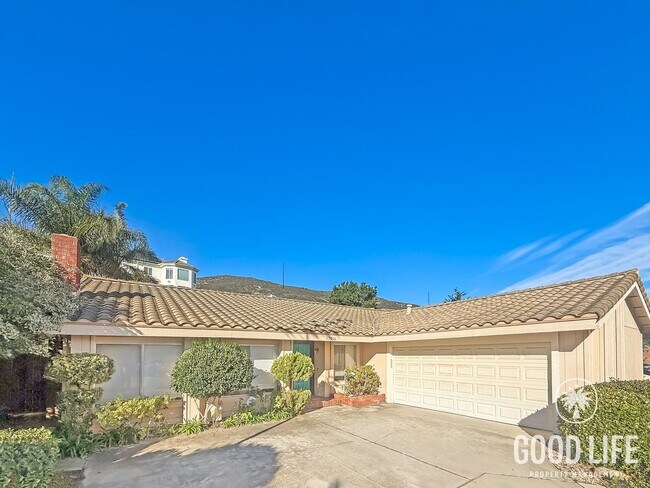 Building Photo - Beautiful 4B/2BA Home in Rancho Bernardo for Lease!