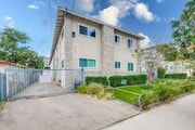 Photo - 633 W Hyde Park Blvd Unit 03