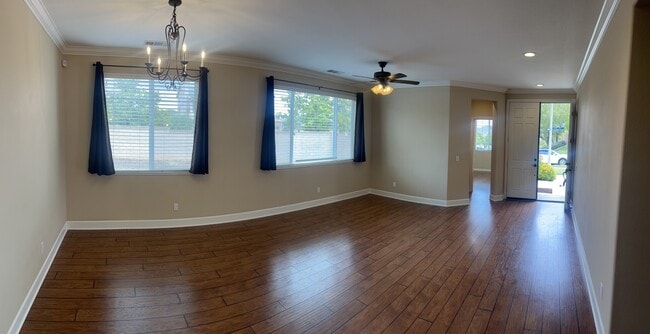 Photo - 1612 Camino Largo St