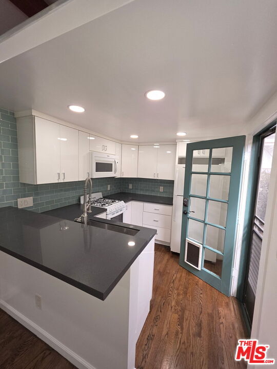 Photo - 315 N Venice Blvd Unit 2