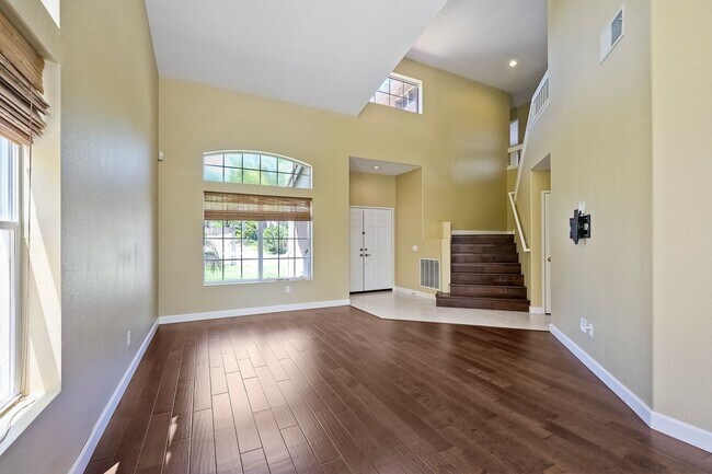 Photo - 1198 Sunbright Dr