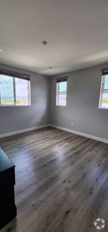 Building Photo - 4651 W 18th St Rental