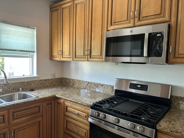 Building Photo - 1242 Edris Dr Unit 1246