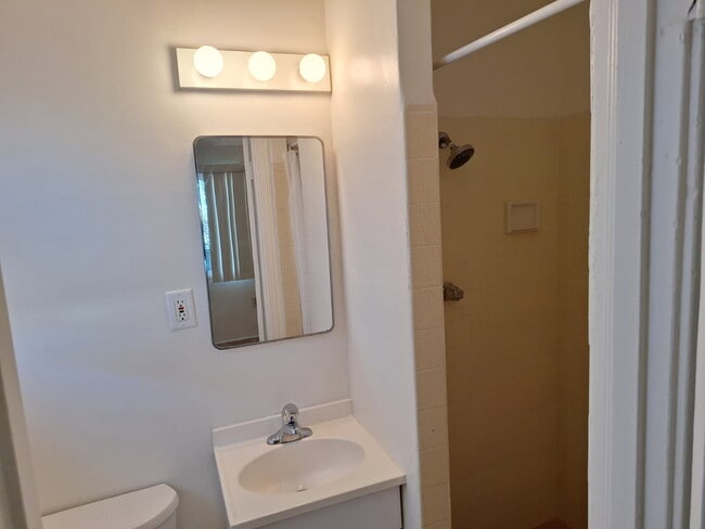 Photo - 2608 W Carson St