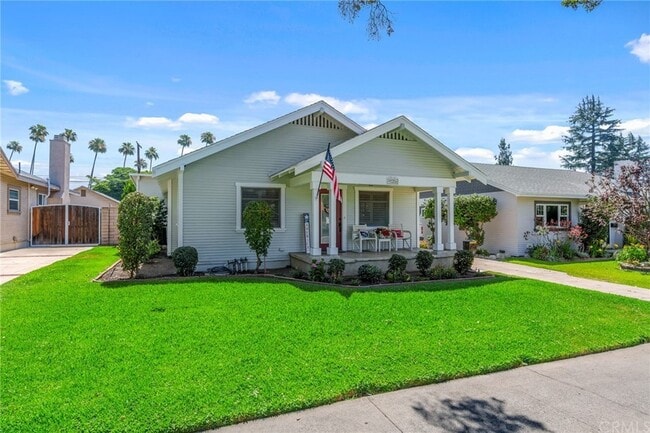 Building Photo - 926 N San Gabriel Ave