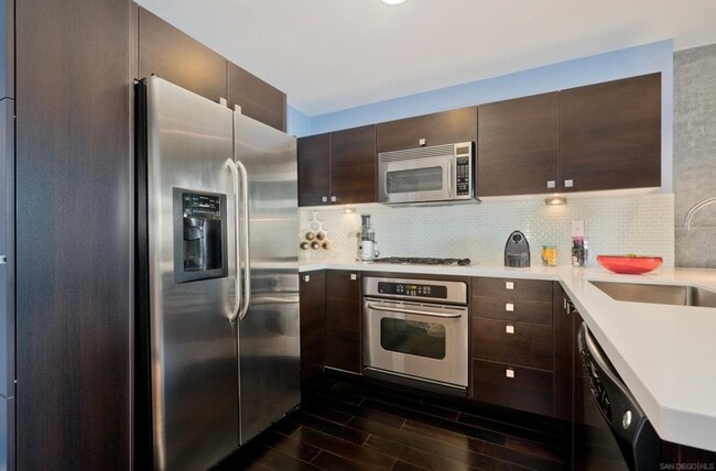 Photo - 800 The Mark Ln Unit 1802