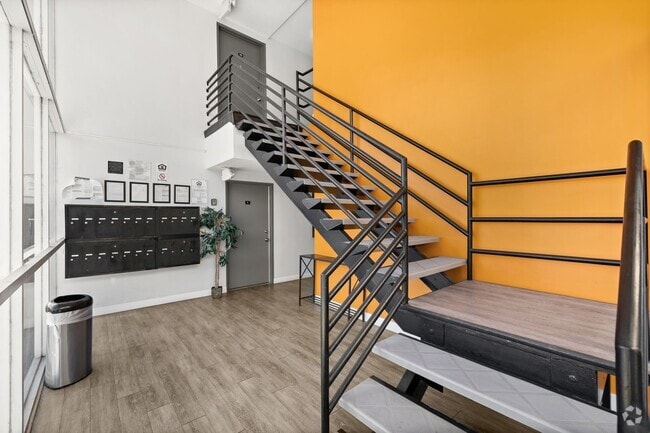 Building Photo - 1275 Federal Ave Rental
