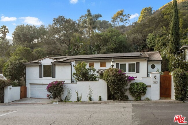 Photo - 2319 Outpost Dr