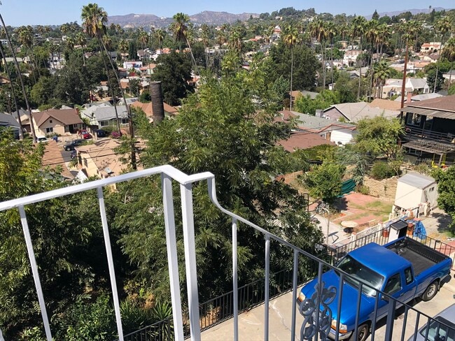 Photo - 1317 Waterloo St