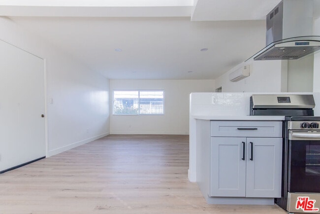 Photo - 1303 Beryl St Unit B