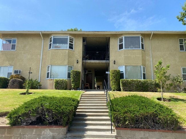 Photo - 1915 Minoru Dr Unit 1915  #2A