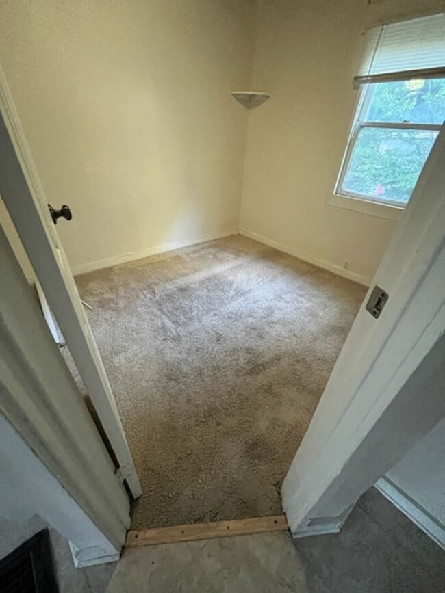 Photo - Cozy 2 bedroom, 1 bath cabin