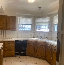 Photo - 4016 Hepburn Ave