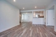 Photo - 450 Stoney Point Way