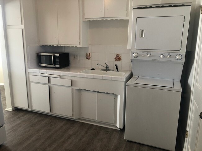 Photo - 140 Virginia St Unit C