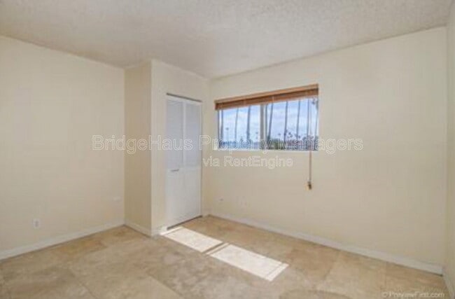Photo - 5155 W Point Loma Blvd Unit Apt 11