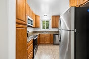 1BR, 1BA - 825SF - Kitchen - Krystal Terrace Apartments