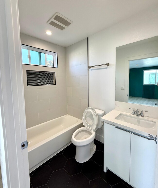 Photo - 1500 Arapahoe St Unit 1