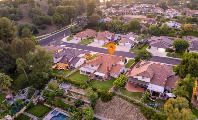 Photo - 3922 Ravenswood Dr