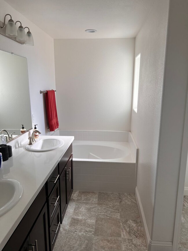 Photo - Charming 3-Bedroom 2.5 Bath Home for Rent ...