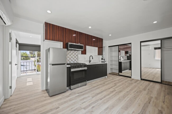 Photo - 111 N Normandie Ave Unit 14
