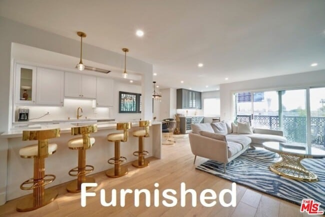Photo - 1121 N Olive Dr Condo