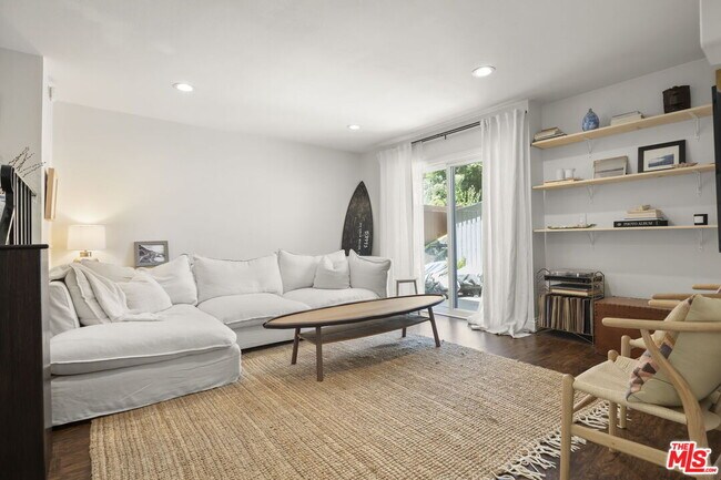 Photo - 27462 Country Glen Rd