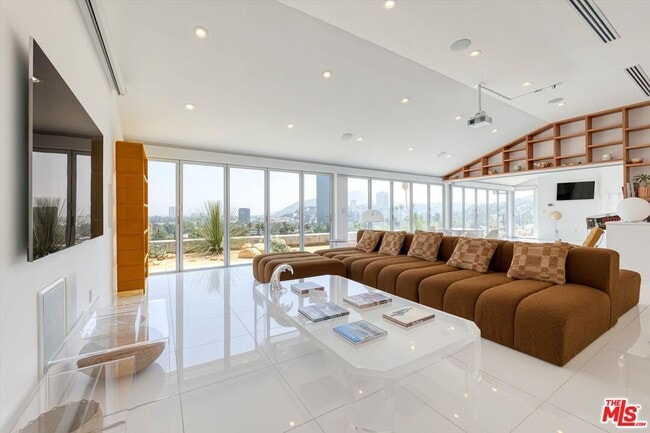 Photo - 11001 Wrightwood Pl