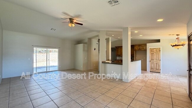 Photo - 9751 Palm Dr