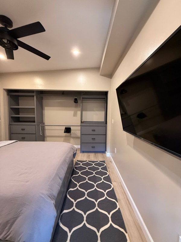 Building Photo - 1519 1/2 W 37th Pl