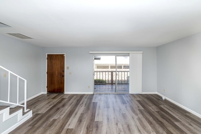 Photo - 15205 S Budlong Ave